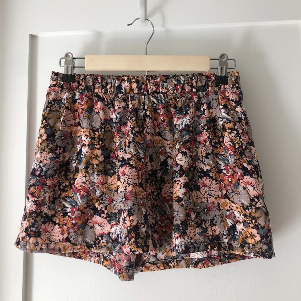 Bacio Floral Print Silky Shorts
